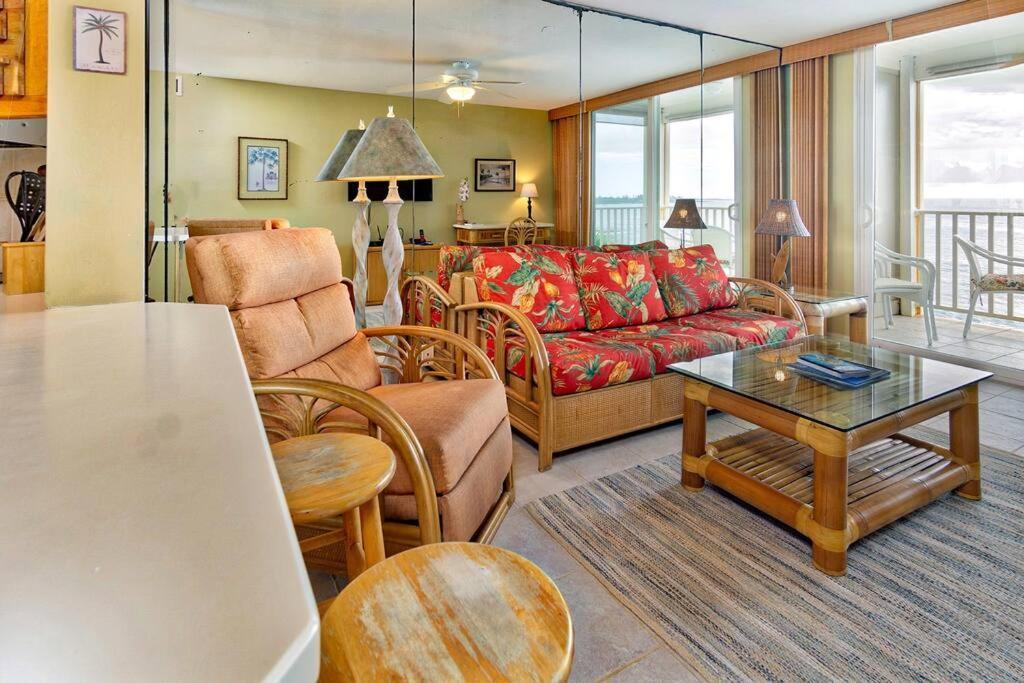קאילואה-קונה Beautiful Oceanfront Condo! - Hale Kona Kai 303 מראה חיצוני תמונה